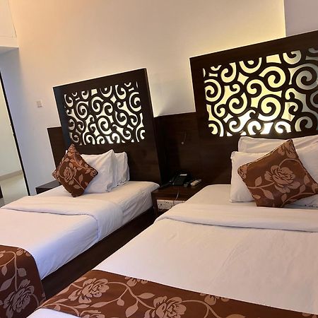 La Vista Hotel Sylhet Ngoại thất bức ảnh