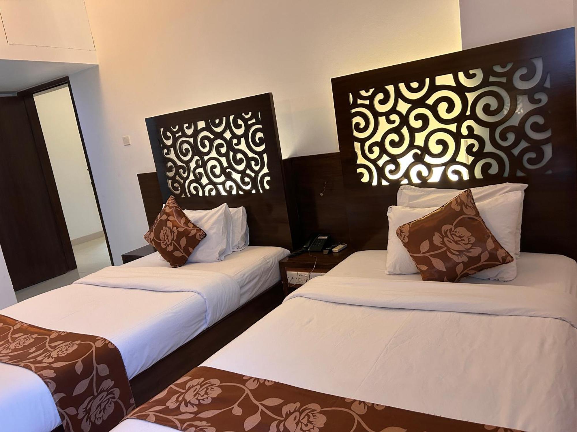 La Vista Hotel Sylhet Ngoại thất bức ảnh
