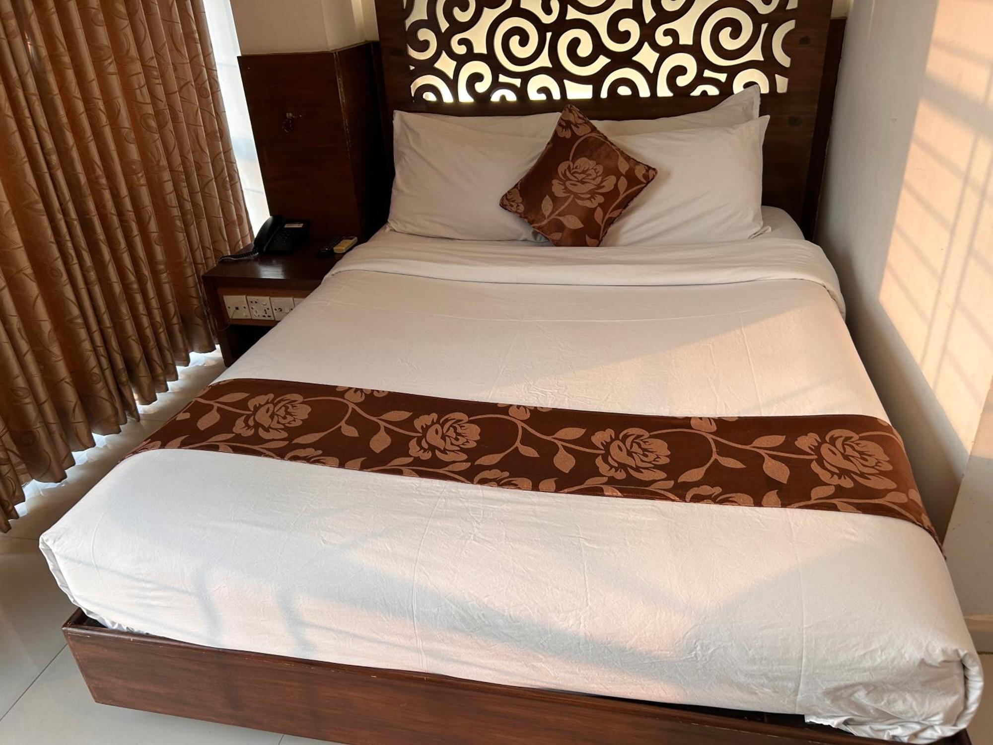 La Vista Hotel Sylhet Ngoại thất bức ảnh