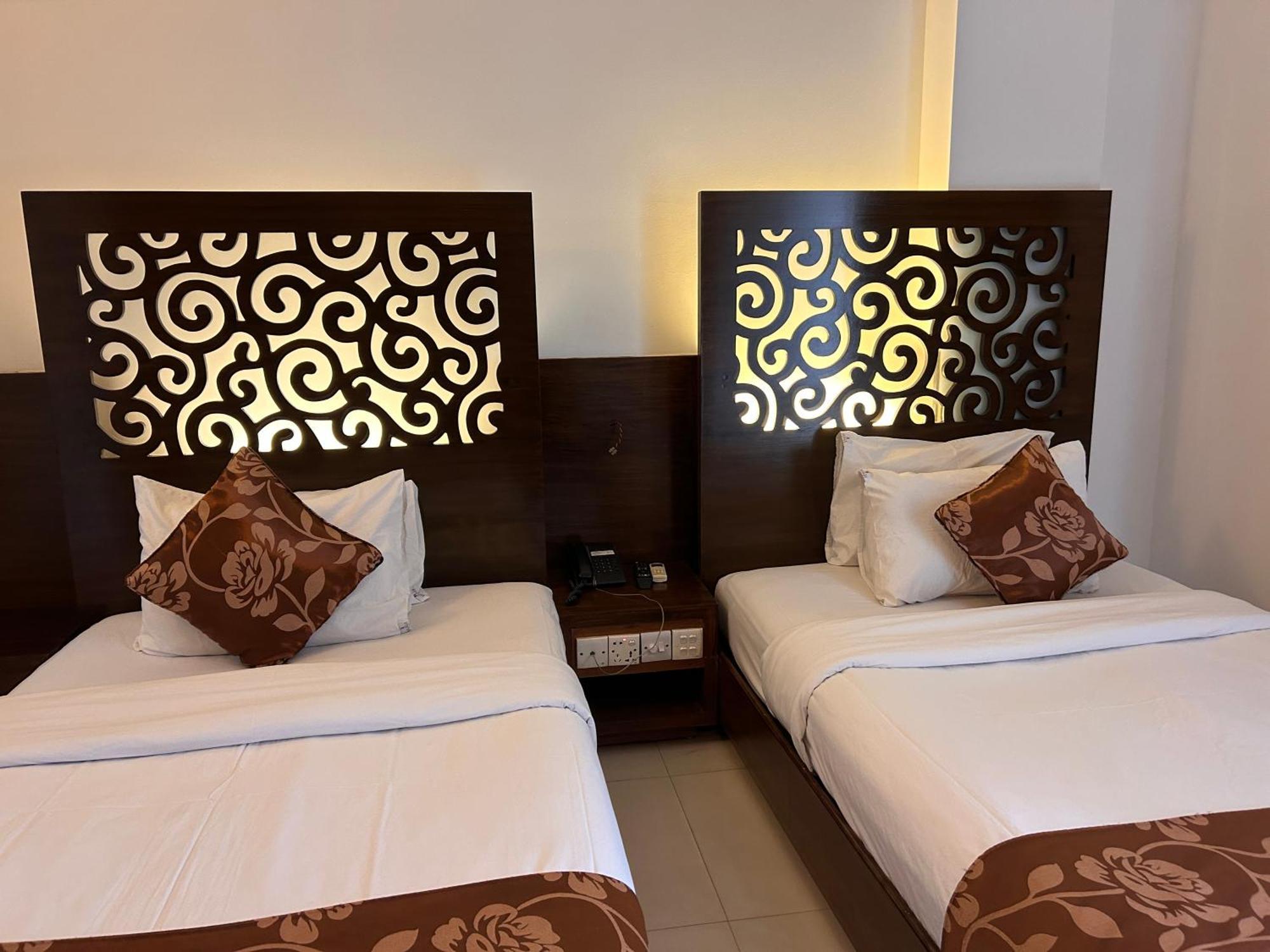 La Vista Hotel Sylhet Ngoại thất bức ảnh
