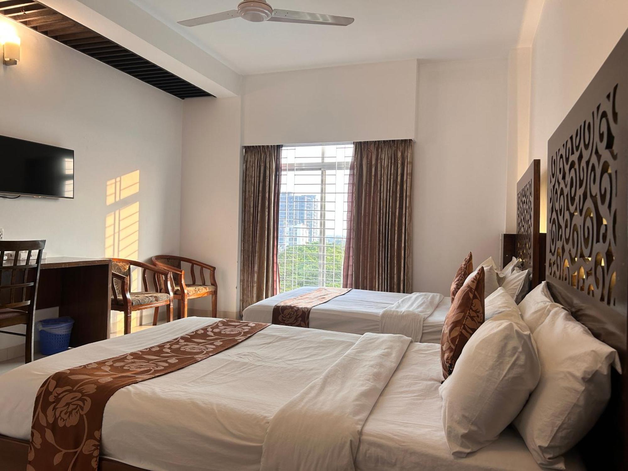 La Vista Hotel Sylhet Ngoại thất bức ảnh