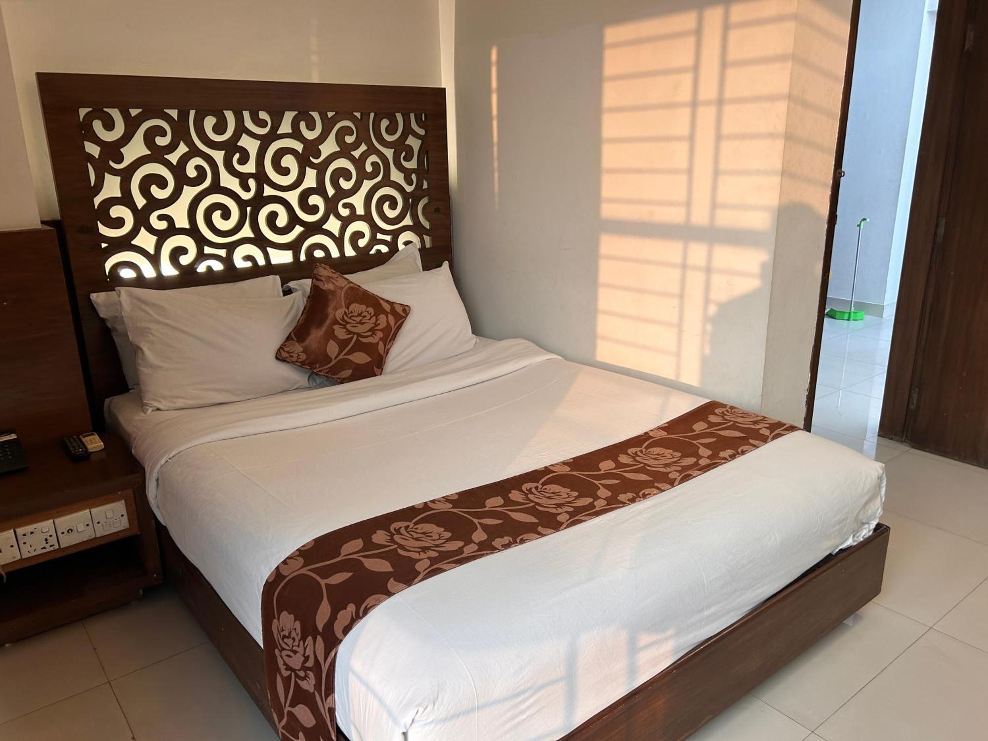 La Vista Hotel Sylhet Ngoại thất bức ảnh