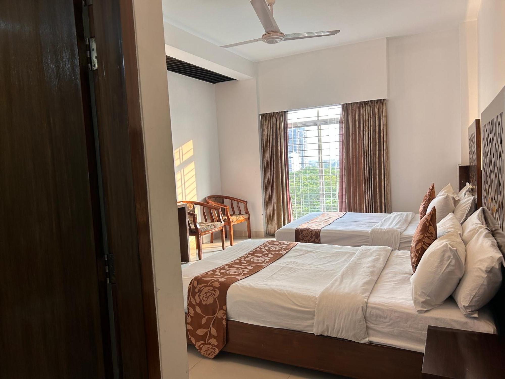La Vista Hotel Sylhet Ngoại thất bức ảnh