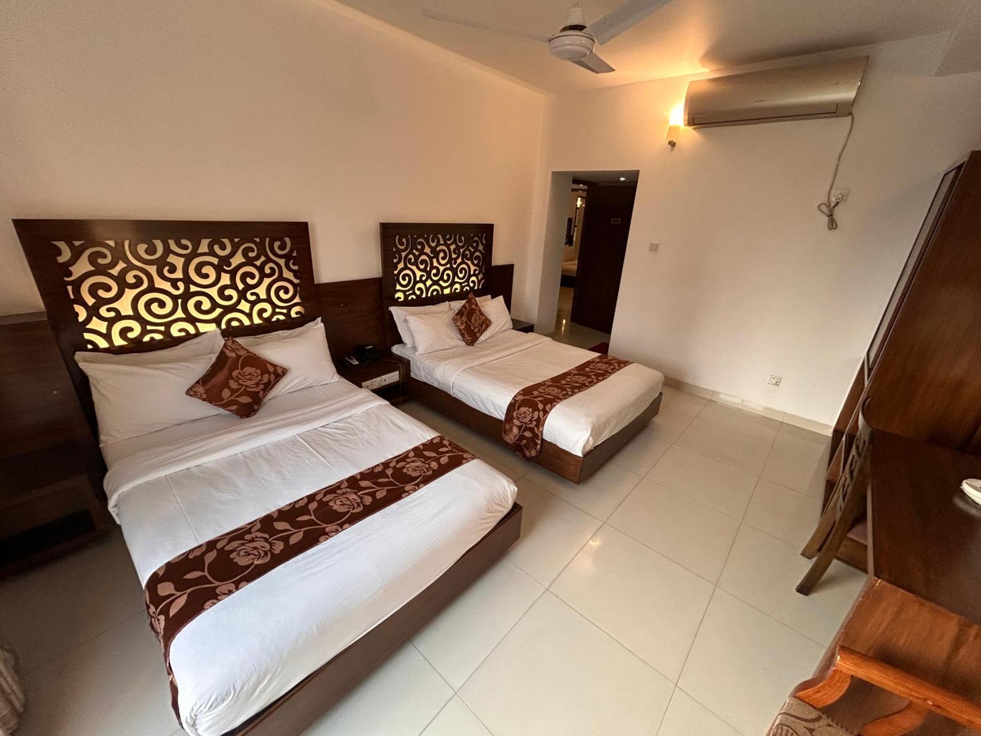 La Vista Hotel Sylhet Ngoại thất bức ảnh